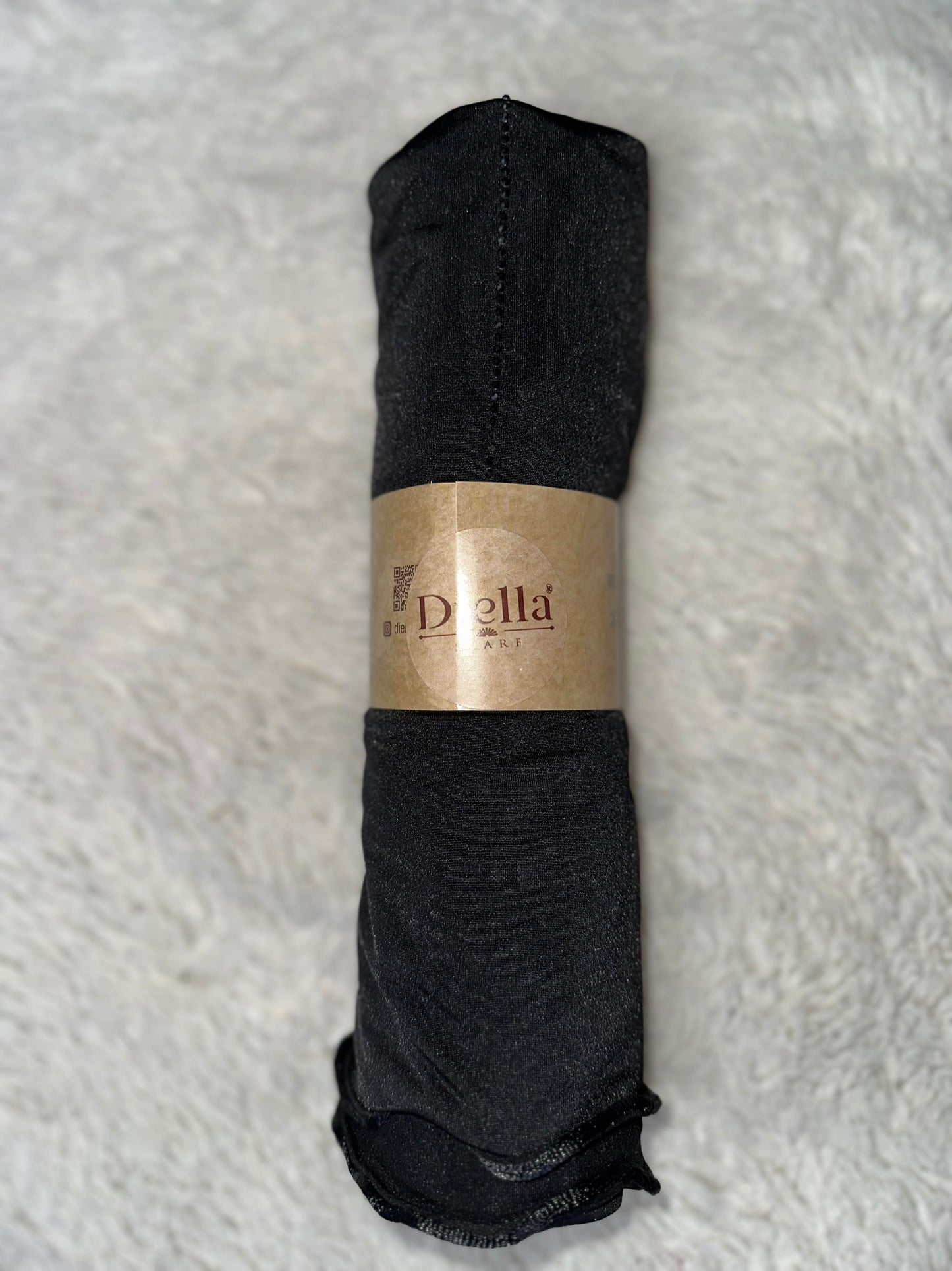 Sublimez Votre Look avec Nos Hijabs en Jersey Premium à Strass Noir