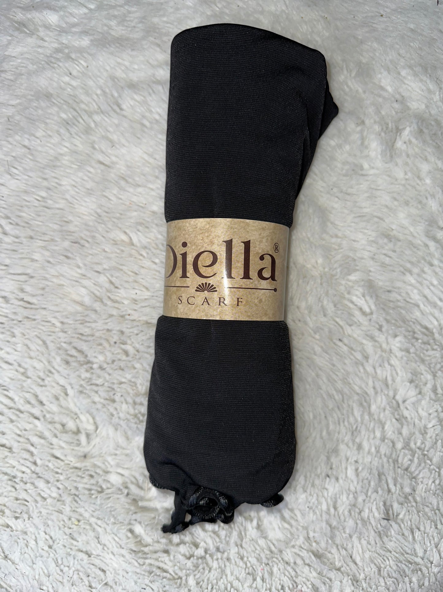 Élevez Votre Style avec Nos Hijabs en Jersey Premium noir