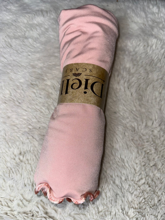 Élevez Votre Style avec Nos Hijabs en Jersey Premium Rose