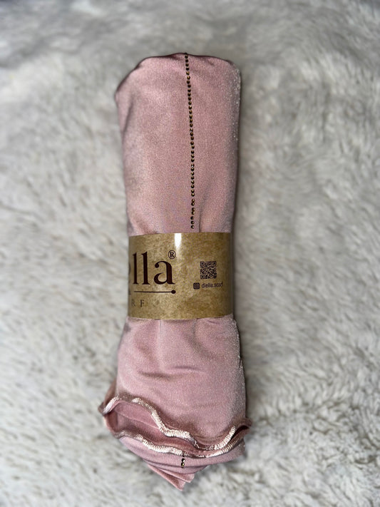 Éclat et Élégance : Le Hijab Jersey Premium à Strass Rose claire